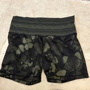 Lululemon Athletica Black and Green Floral Bike Shorts